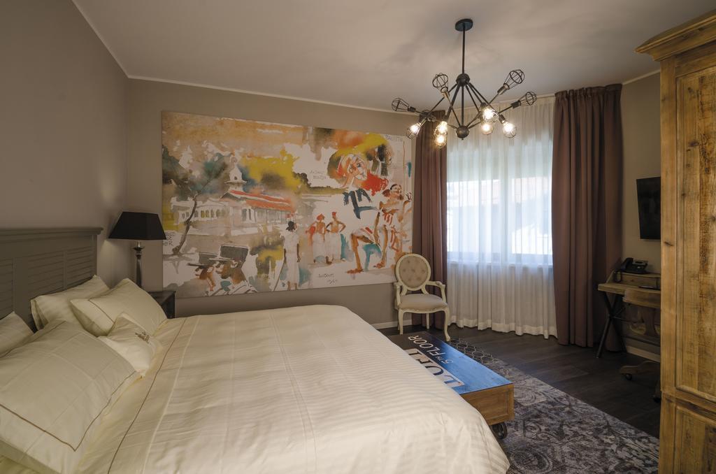 Like Home Boutique Hotel Azzano San Paolo Exterior photo