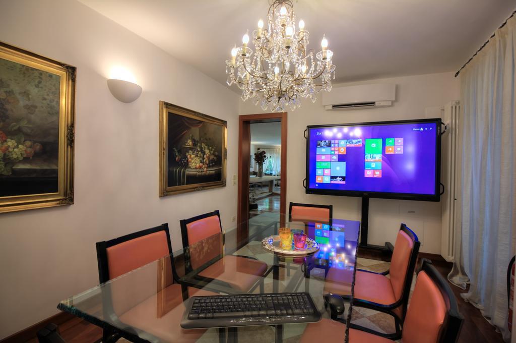 Like Home Boutique Hotel Azzano San Paolo Exterior photo